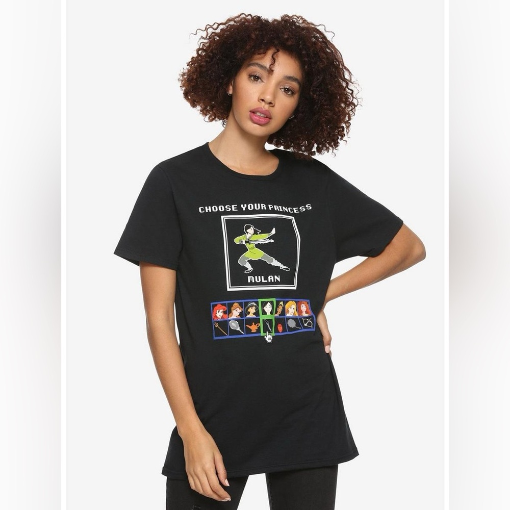 NWT Hot Topic Disney Princess T Shirt Size Medium